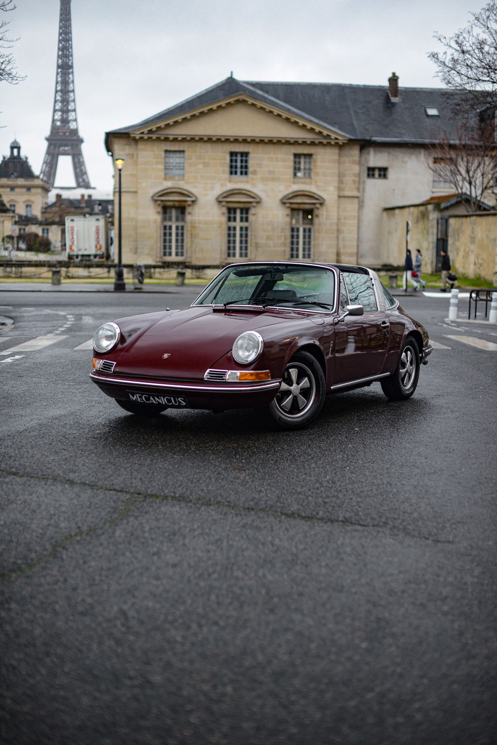Porsche 911 T