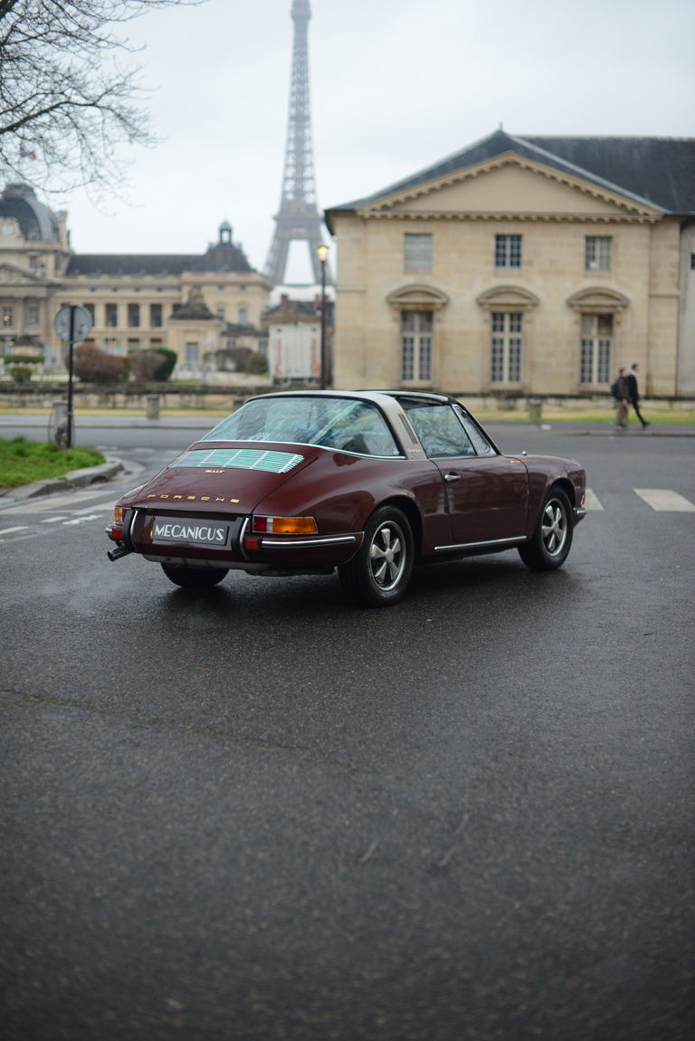 Porsche 911 T