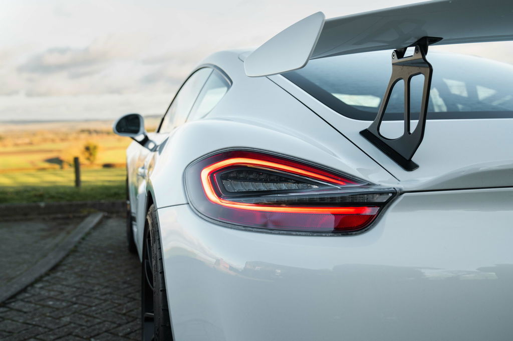 Porsche 981 Cayman GT4