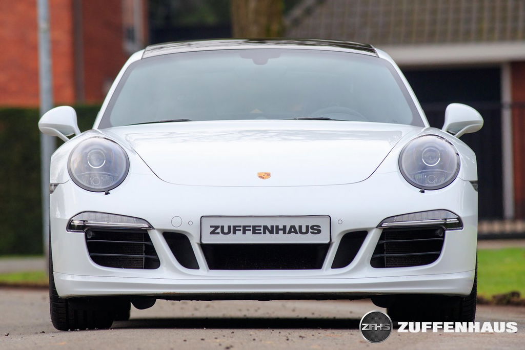 Porsche 991 Carrera GTS