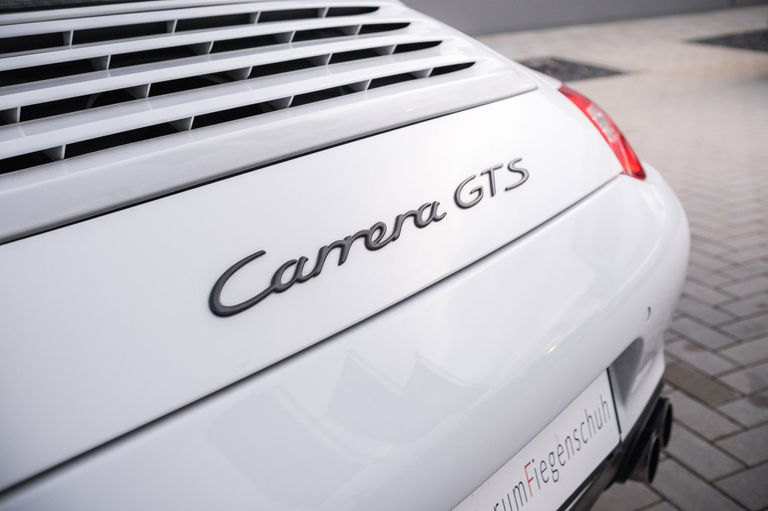 Porsche 997.2 Carrera GTS