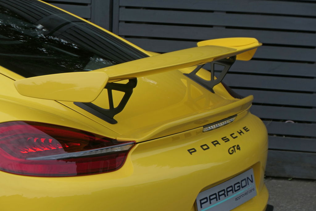 Porsche 981 Cayman GT4