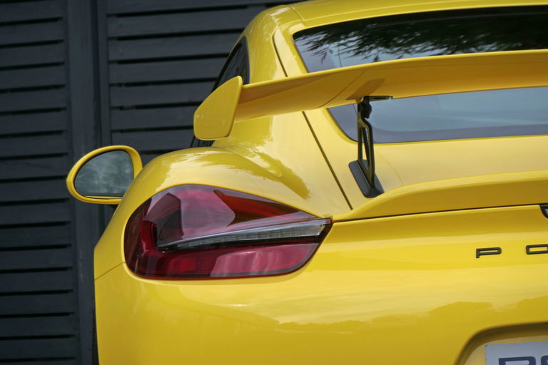 Porsche 981 Cayman GT4