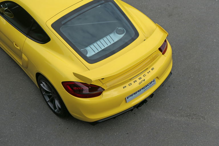 Porsche 981 Cayman GT4