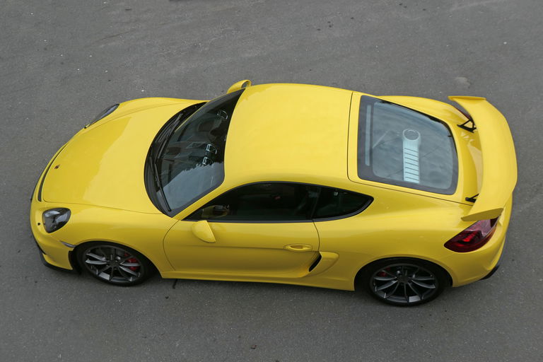 Porsche 981 Cayman GT4