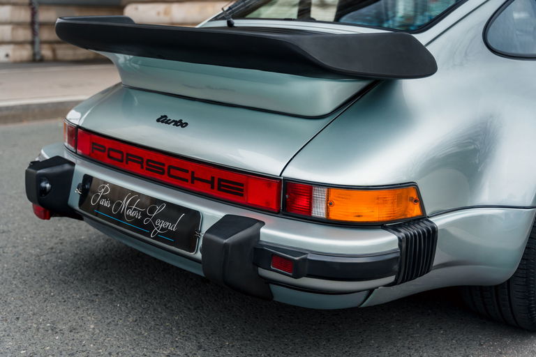 Porsche 911 Turbo 3.3