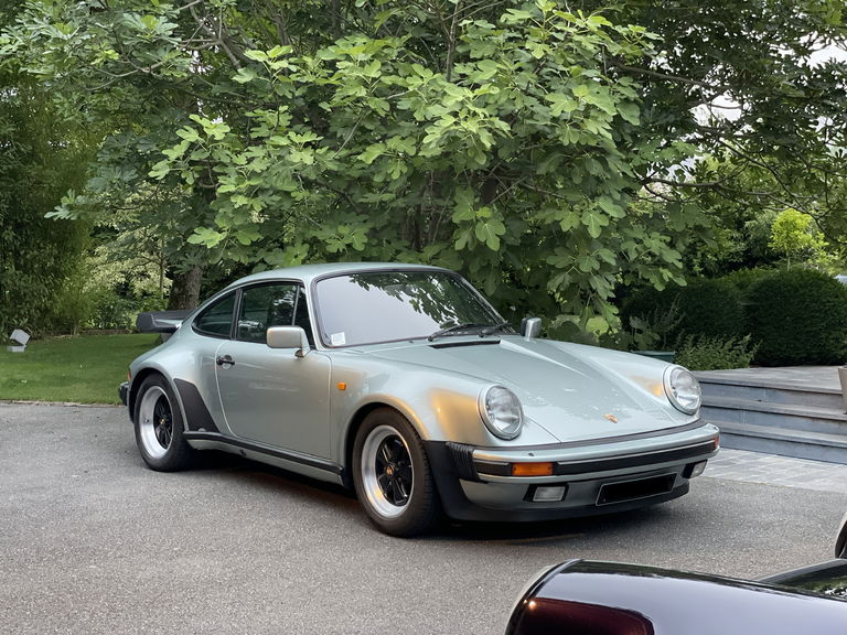 Porsche 911 Turbo 3.3