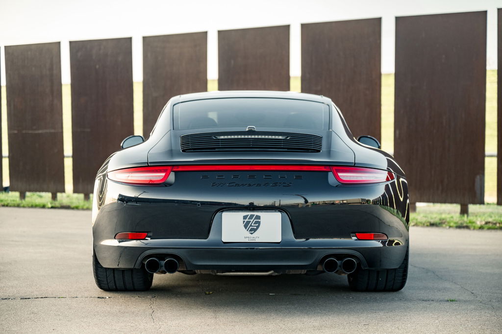 Porsche 991 Carrera 4 GTS