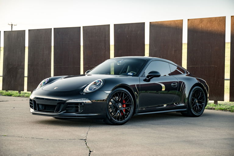 Porsche 991 Carrera 4 GTS