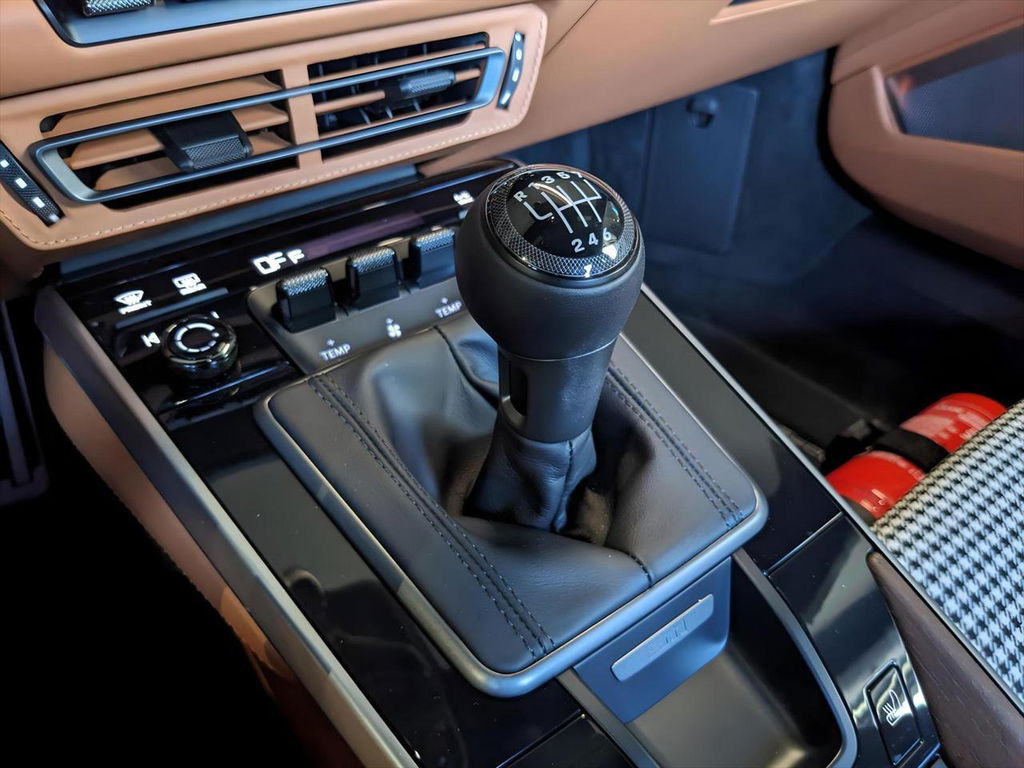 Porsche 992 Sport Classic