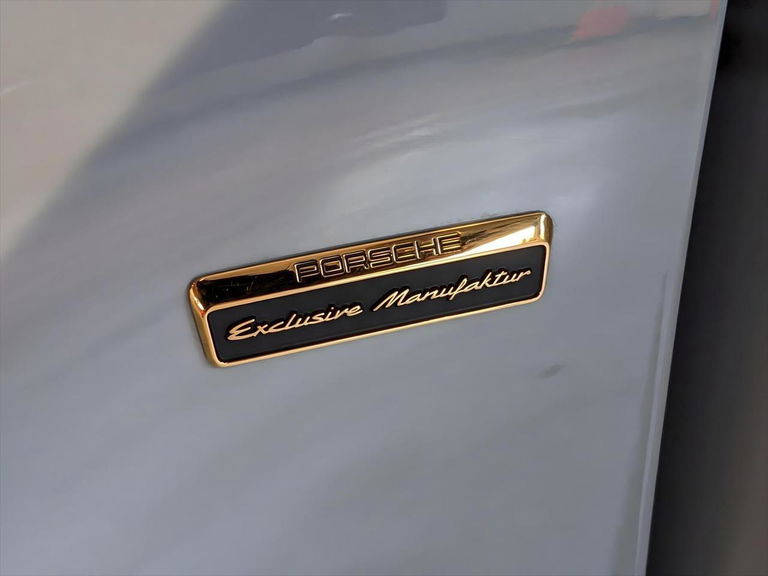 Porsche 992 Sport Classic