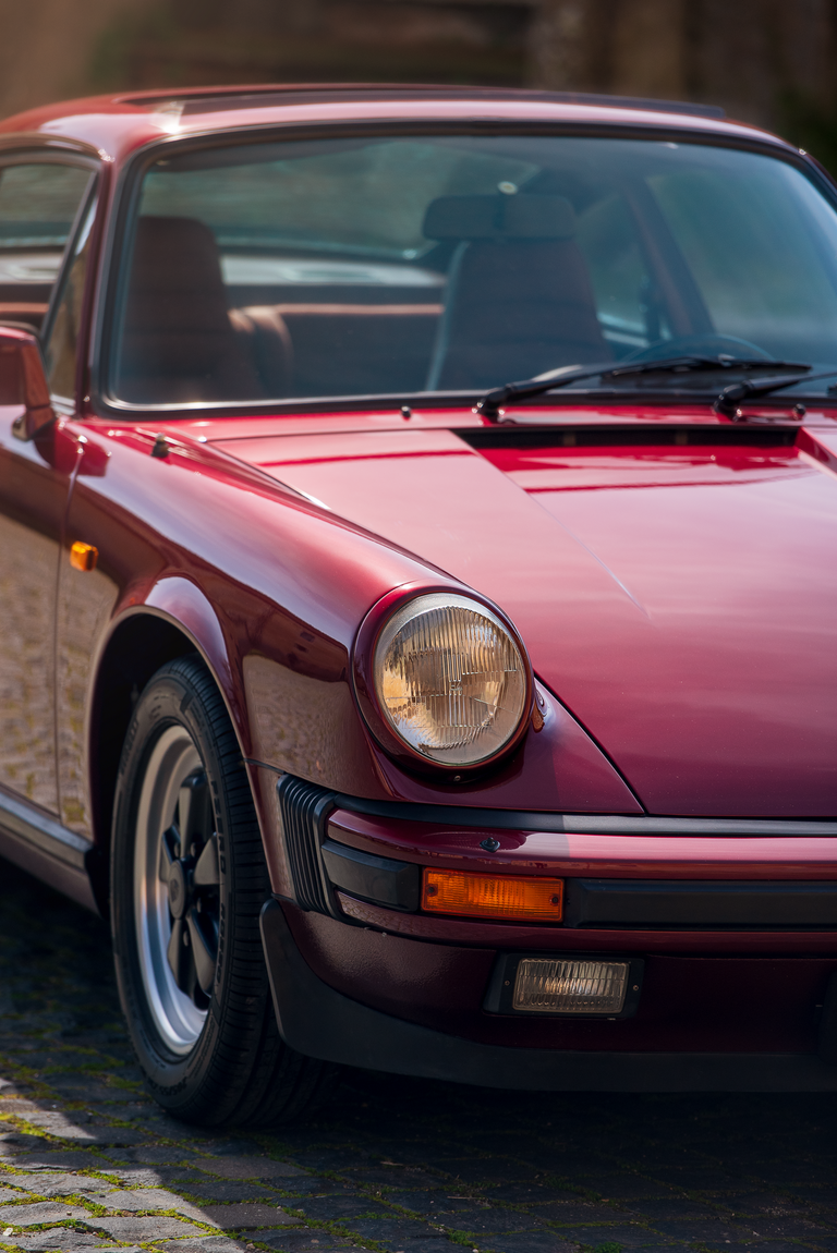 Porsche 911 Carrera 3.2