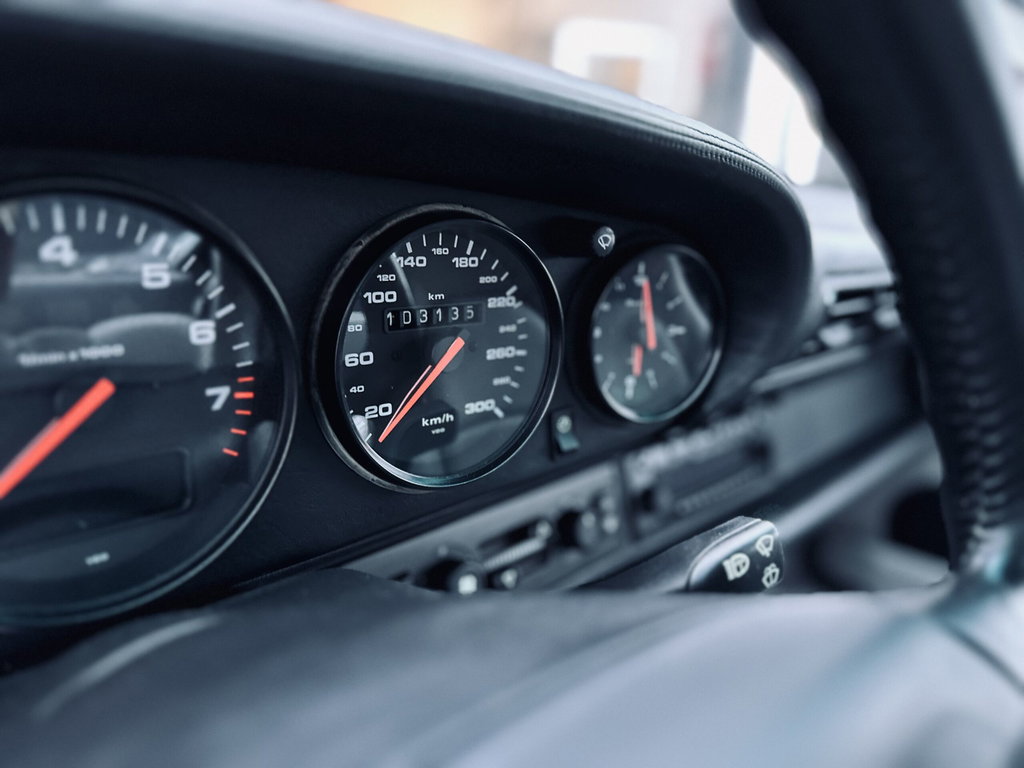 Porsche 993 Carrera 4