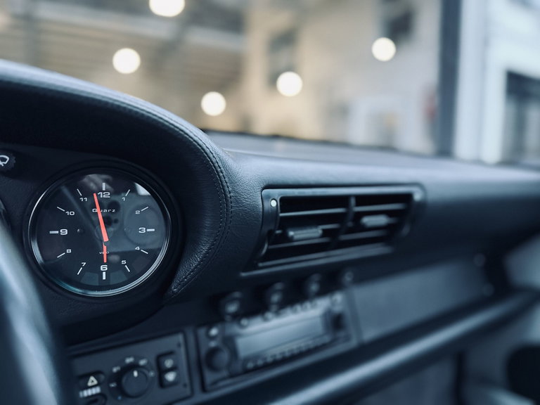 Porsche 993 Carrera 4