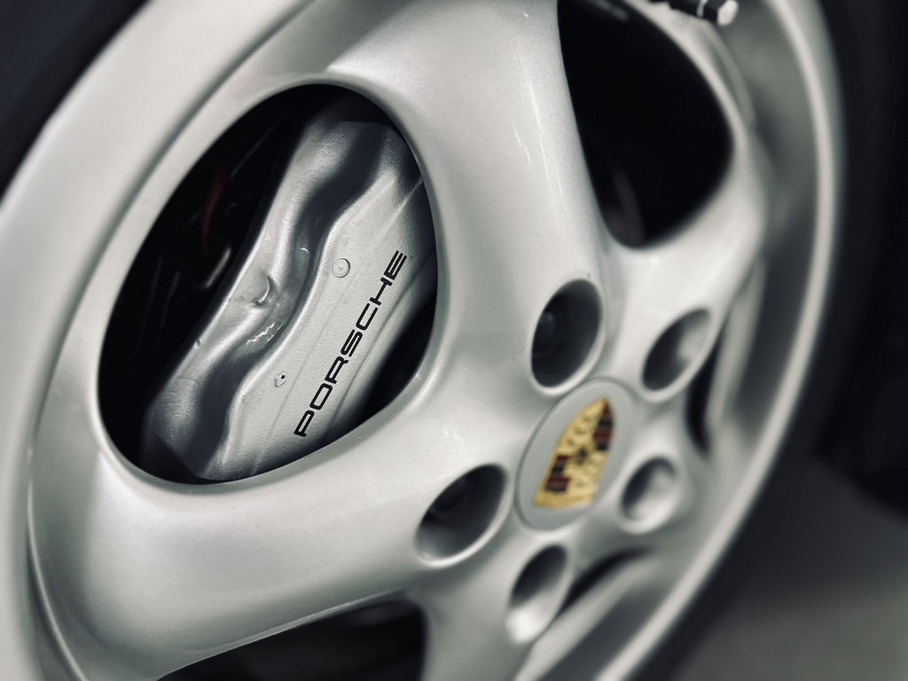 Porsche 993 Carrera 4