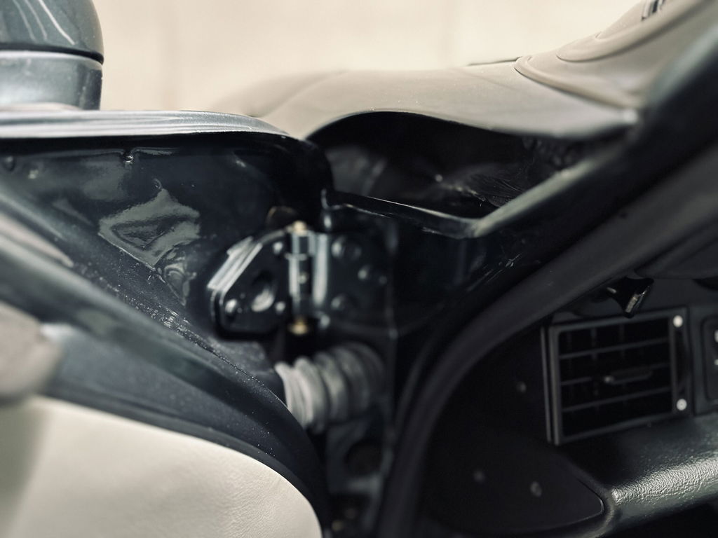 Porsche 993 Carrera 4