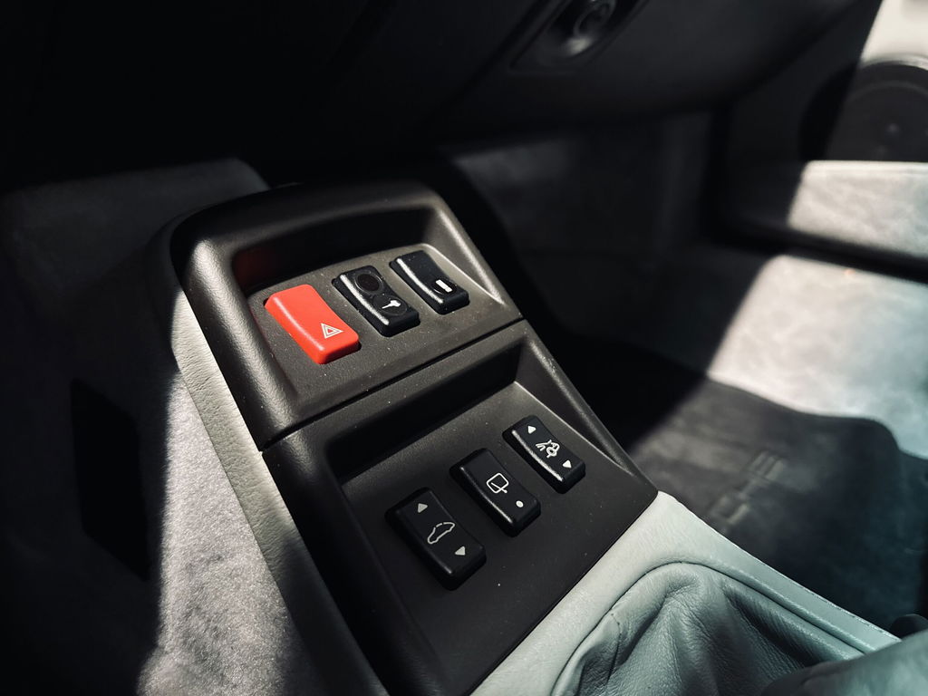 Porsche 993 Carrera 4