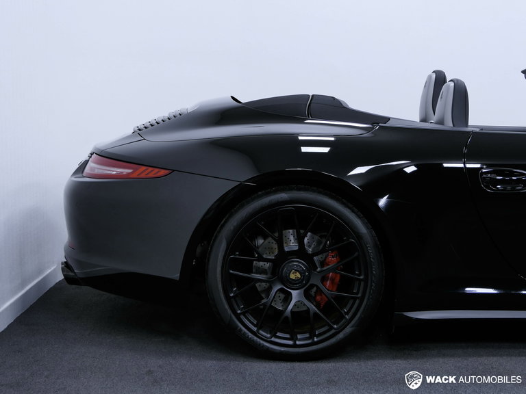 Porsche 991 Carrera GTS