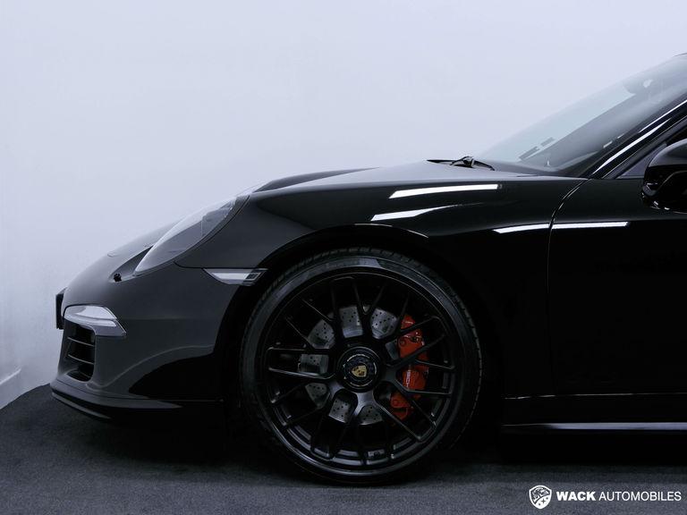 Porsche 991 Carrera GTS