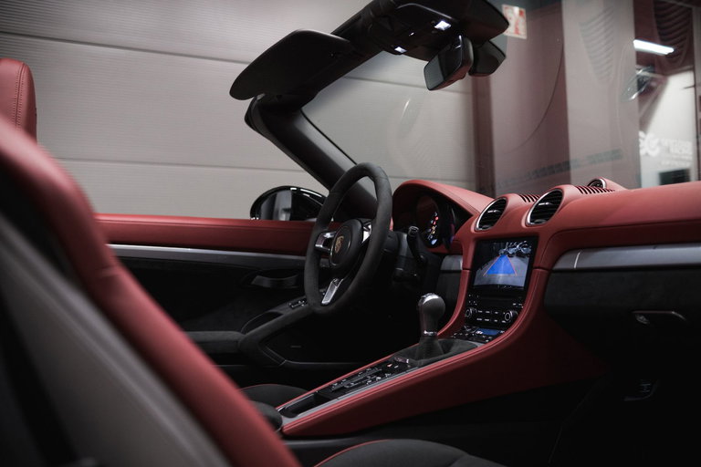 Porsche 718 Spyder