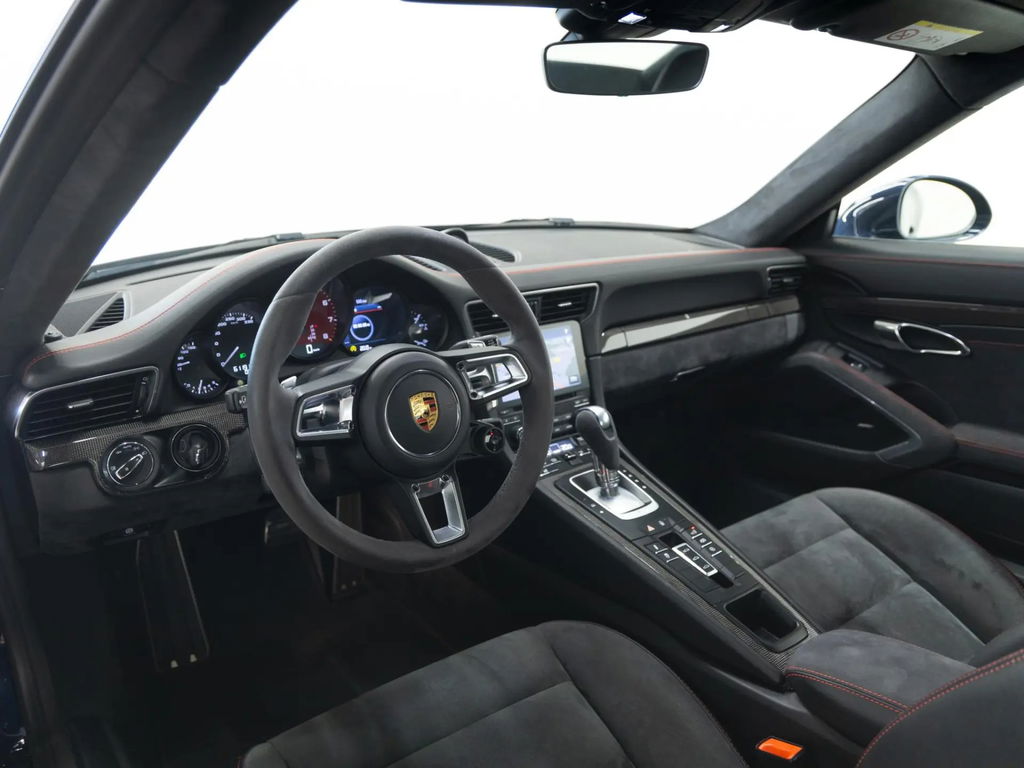 Porsche 991.2 Carrera GTS