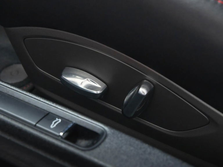 Porsche 991.2 Carrera GTS