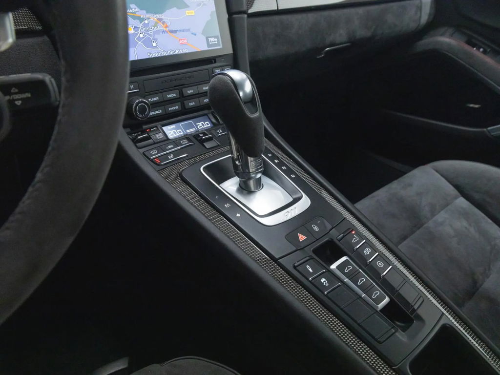 Porsche 991.2 Carrera GTS