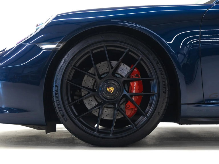 Porsche 991.2 Carrera GTS