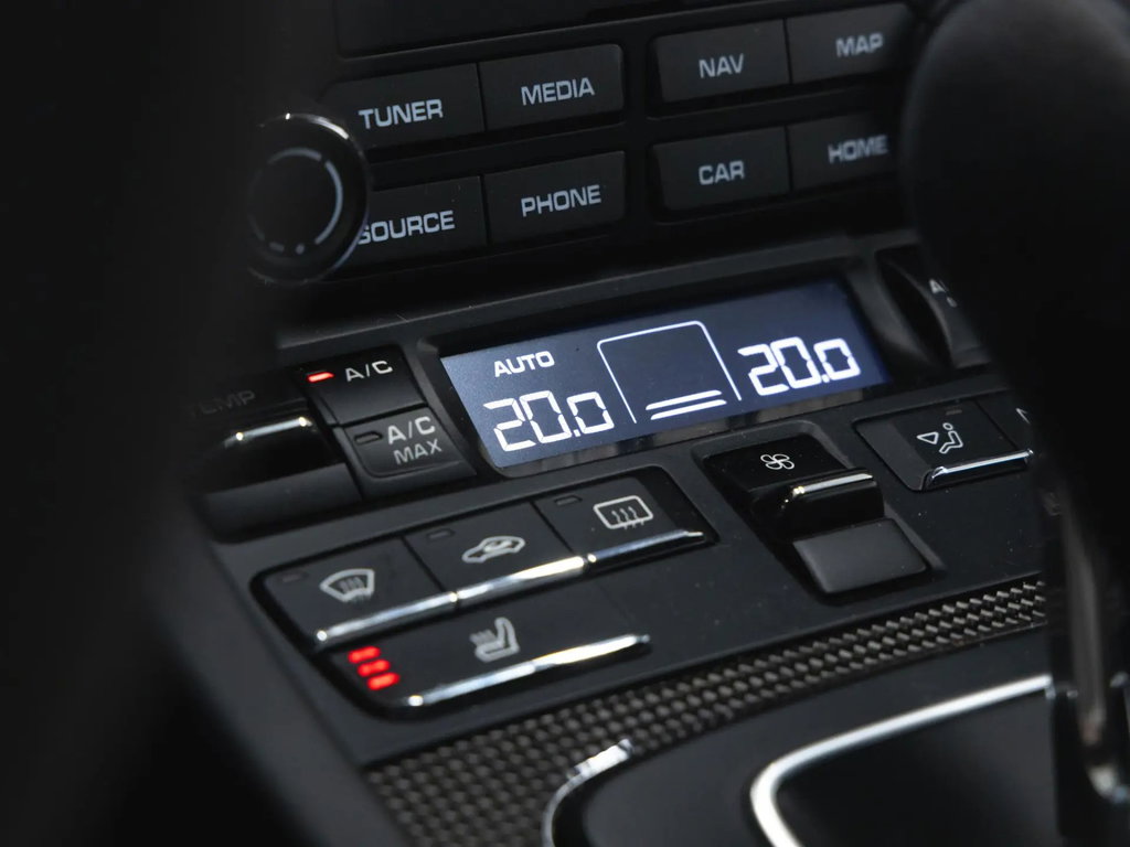 Porsche 991.2 Carrera GTS