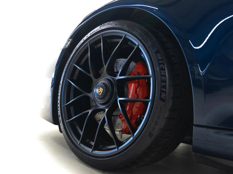 Porsche 991.2 Carrera GTS