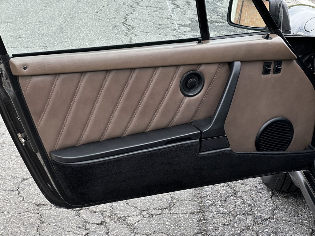 Porsche 911 Turbo 3.3