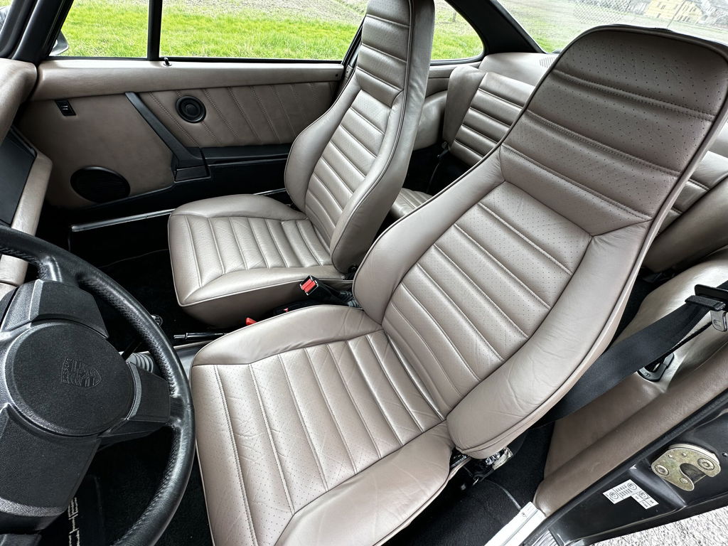 Porsche 911 Turbo 3.3