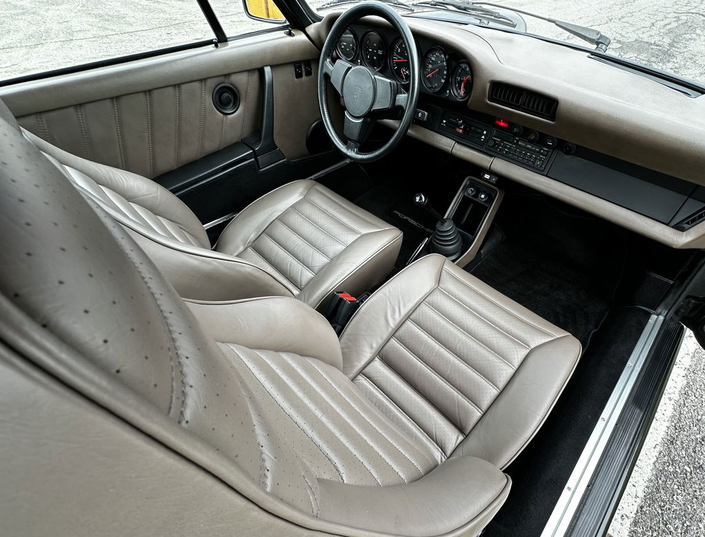 Porsche 911 Turbo 3.3