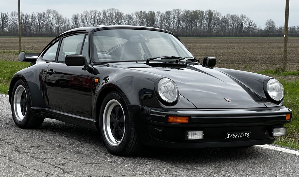 Porsche 911 Turbo 3.3