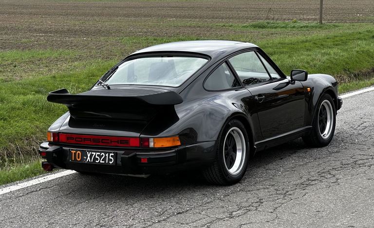 Porsche 911 Turbo 3.3