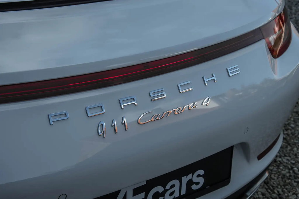 Porsche 991 Carrera 4
