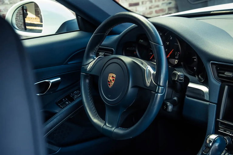 Porsche 991 Carrera 4