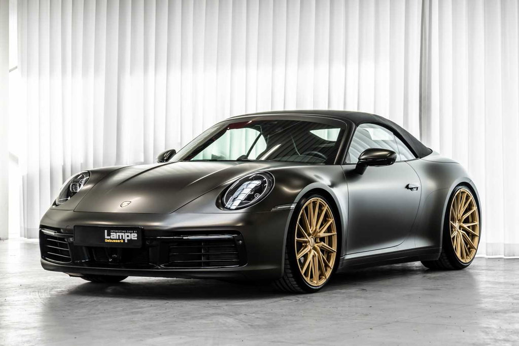 Porsche 992 Carrera