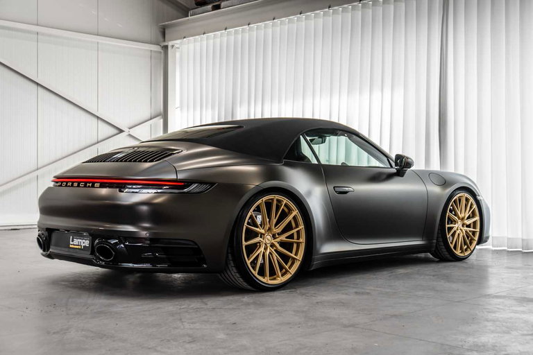 Porsche 992 Carrera
