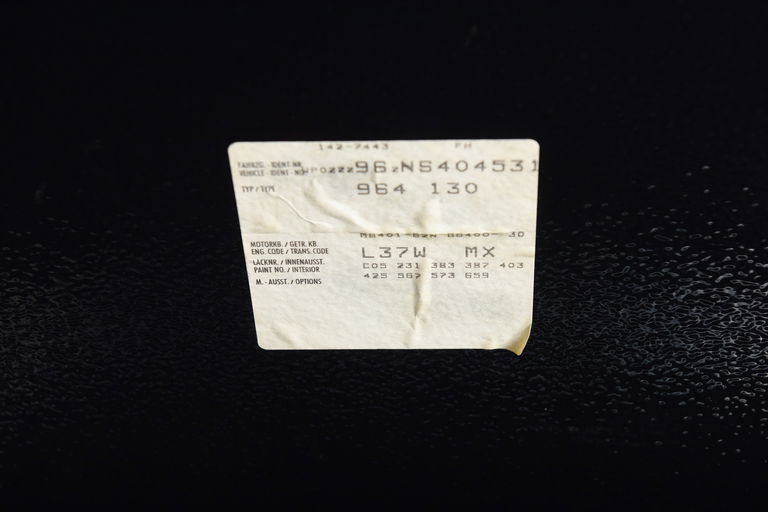 Porsche 964 Carrera 4