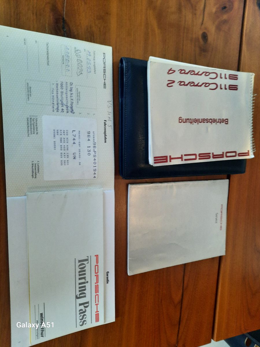 Porsche 964 Carrera 4