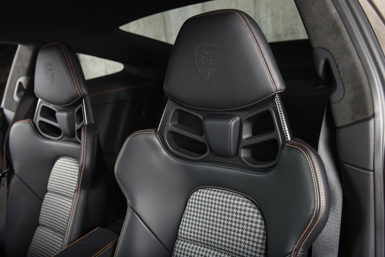 Porsche 992 GT3 Touring