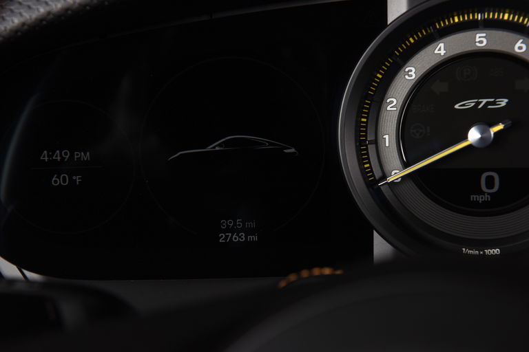 Porsche 992 GT3 Touring