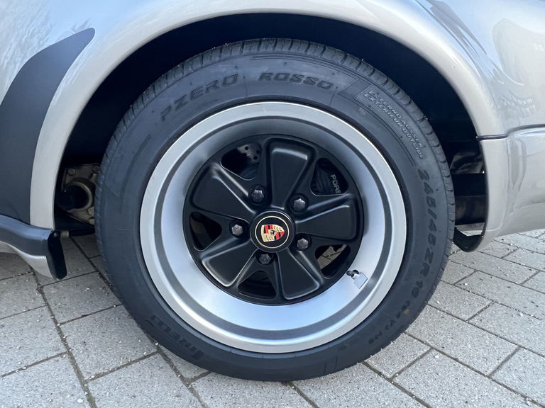 Porsche 911 Carrera 3.2 WTL