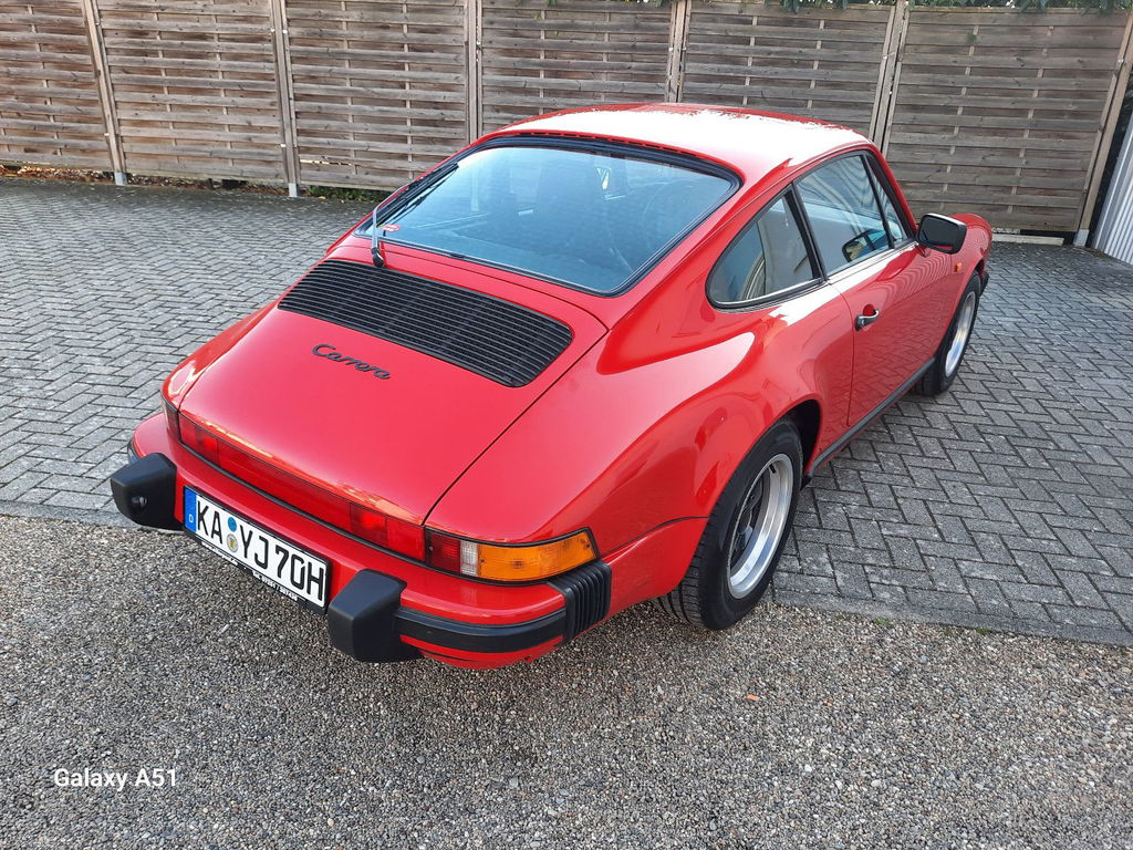 Porsche 911 Carrera 3.2