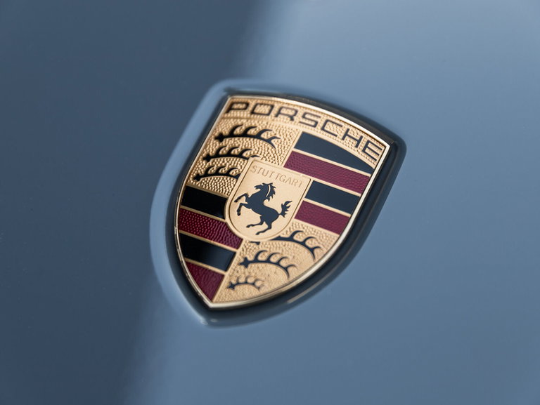 Porsche 992 Carrera 4 GTS