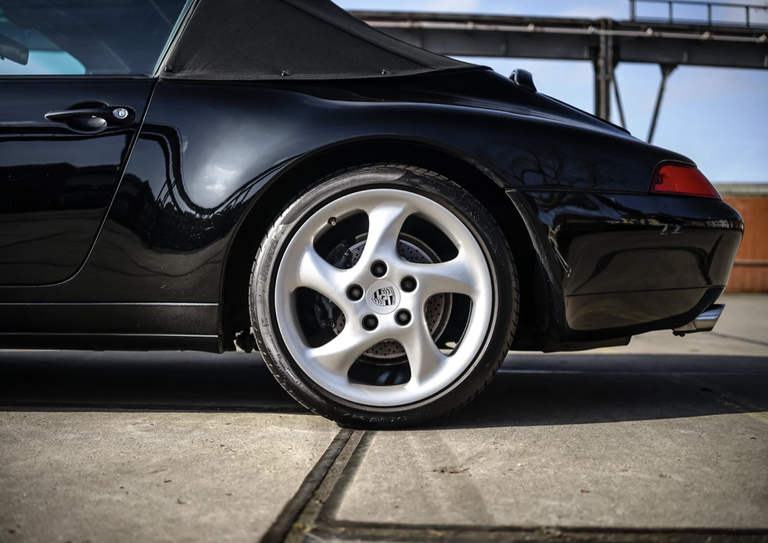 Porsche 993 Carrera