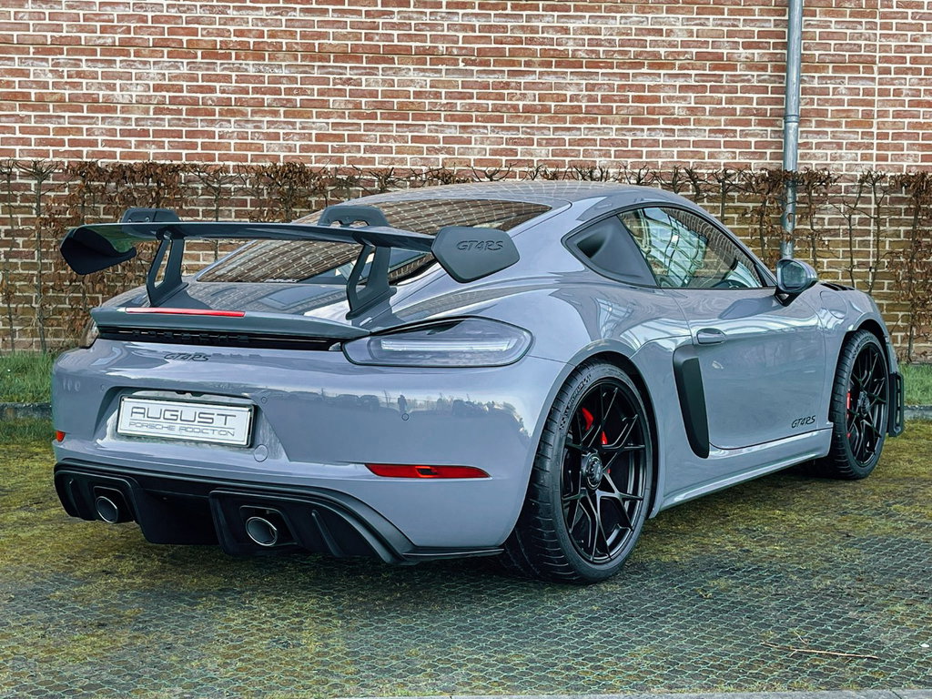Porsche 718 Cayman GT4 RS