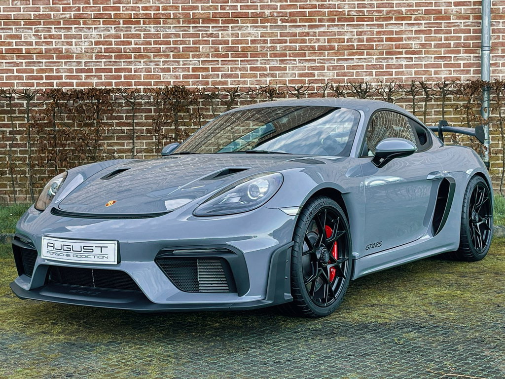 Porsche 718 Cayman GT4 RS