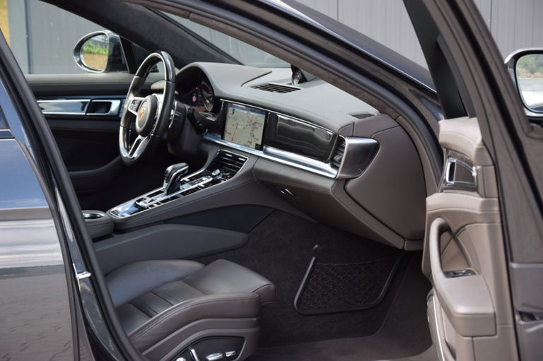 Porsche Panamera GTS